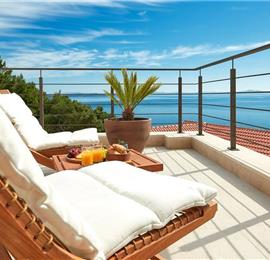 3 bedroom villa with pool and sea views Hvar island sleeps 6